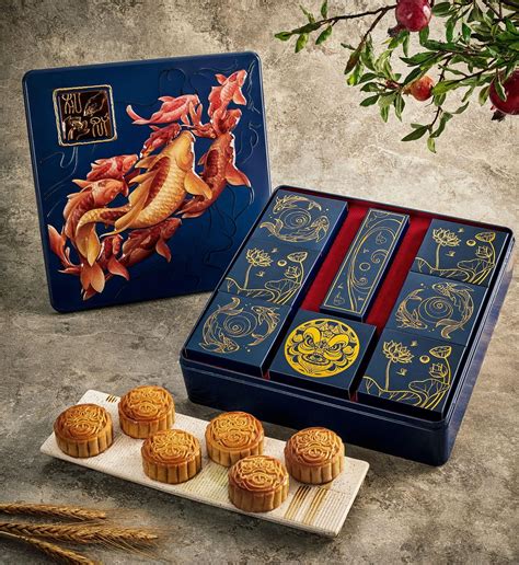 20 Gorgeous Mooncake Packaging Designs | Creative packaging design ...