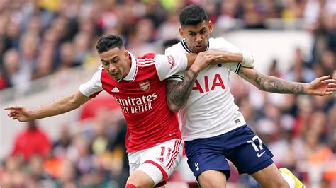 Ex-Arsenal man finds space for just two Tottenham Hotspur stars in red ...