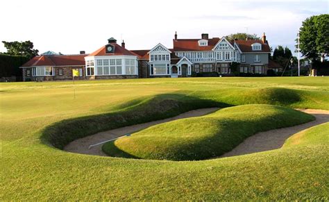 Muirfield urged to "get out of the dark ages" - GolfPunkHQ