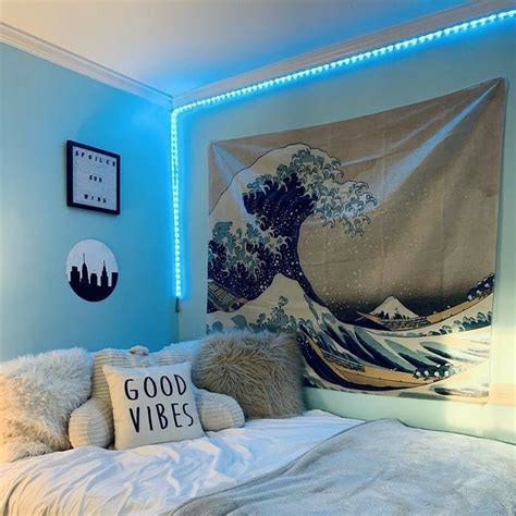 20+ Aesthetic Room Ideas: Perfect Aesthetic Decor for 2024 | Displate Blog