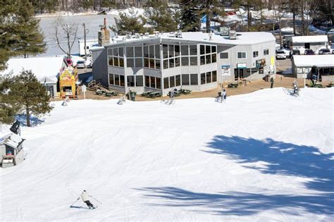 Nashoba Valley Has The Best Snow Tubing In Massachusetts