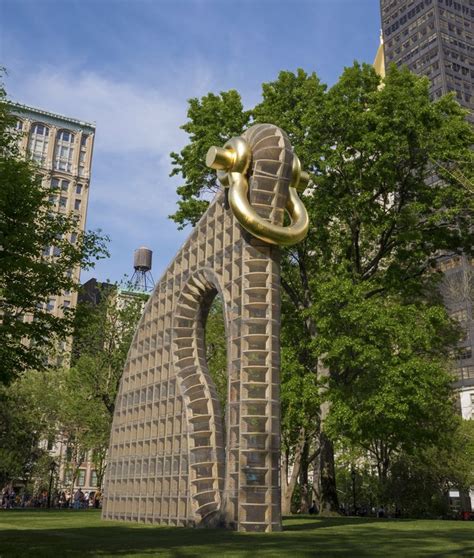 Martin Puryear's Big Bling sculpture installed at Madison Square Park ...