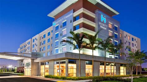 Hyatt House Fort Lauderdale Airport (FLL) Hotel