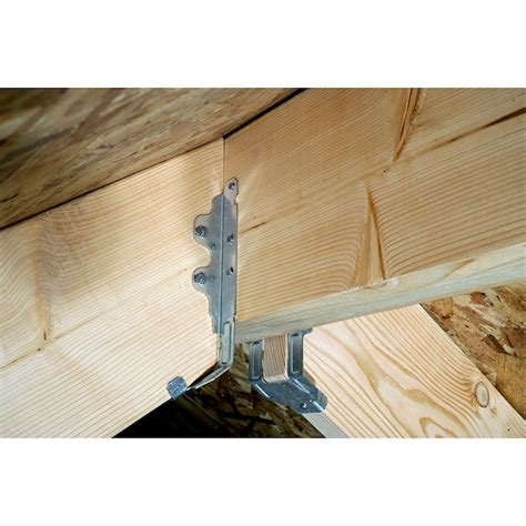 Simpson Strong-Tie Single 2-in x 8-in 18-Gauge Zmax Angled Joist Hanger ...