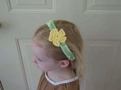 Flower Headband - Free Crochet Pattern - Ambassador Crochet