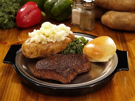 QUINCY'S FAMILY STEAKHOUSE, Florence - Menu, Prices & Restaurant ...