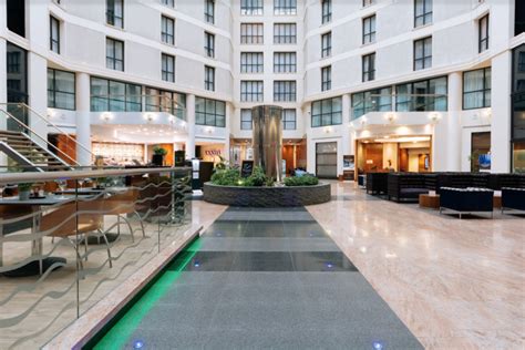 Sofitel | Gatwick Airport North Terminal Hotel with Park and Fly Deals