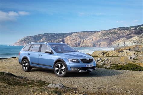 Skoda Octavia Scout with off-road bodykit revealed