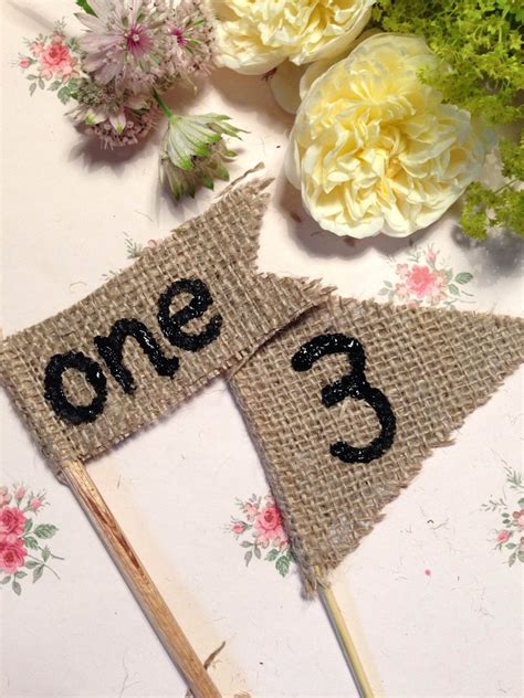 How to make Rustic table numbers ~ KISS THE BRIDE MAGAZINE