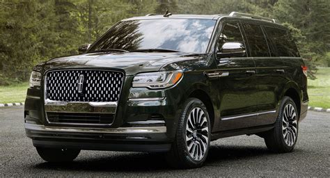 2022 Lincoln Navigator Has A Bigger Grille And A Hands-Free ActiveGlide ...