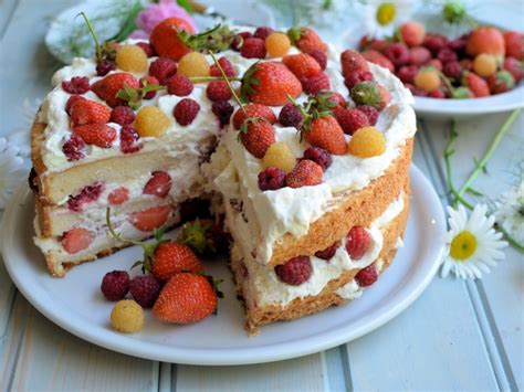 Swedish Midsummer Cake with Berries and Cream - Lavender and Lovage