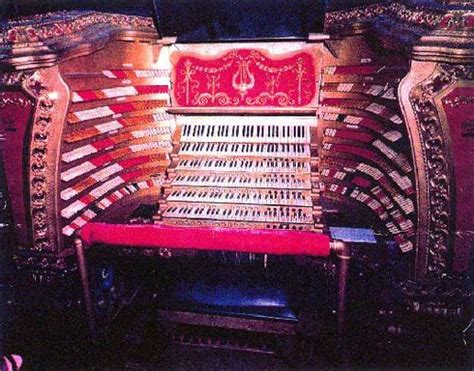 The organ from the Chicago Stadium | Musical pipes, Organs, Interior ...