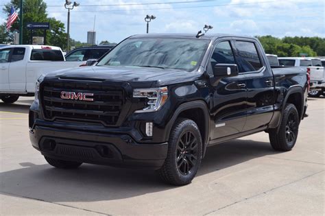 New 2020 GMC Sierra 1500 Elevation 4WD Crew Cab Crew Cab Pickup in ...