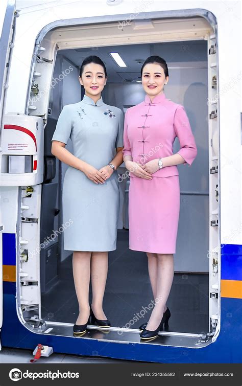 Flight Attendants China Southern Airlines Present Uniforms Open Day ...