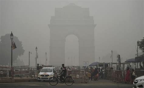 Delhi blame game over air pollution intensifies | Arabian Post