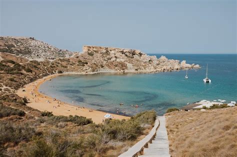 The Prettiest Beach in Malta: Riviera Beach | Jana Meerman