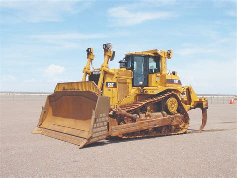 Dozer: Meaning, uses, components, operation guidelines and more.