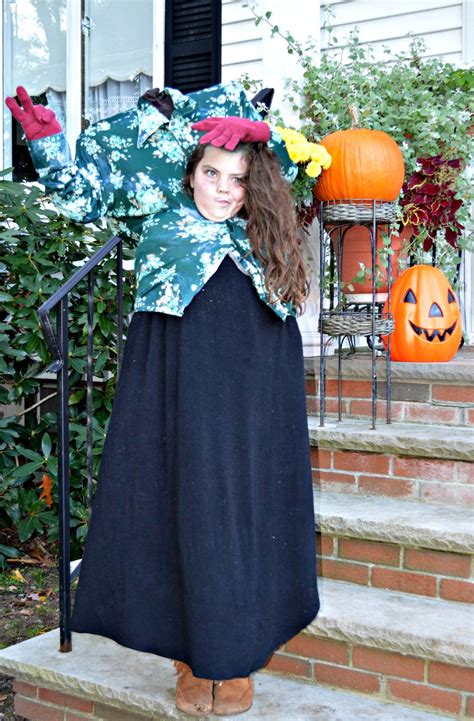 Quick & Easy DIY Headless Costume How To - That Doesn't Cost a Fortune!