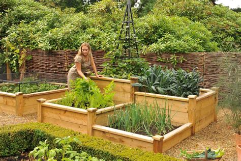 Superior Wooden Raised Beds - Harrod Horticultural