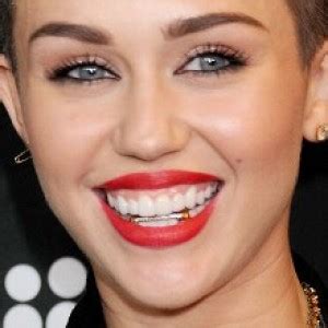 Check Out Miley Cyrus Without Makeup - ZergNet