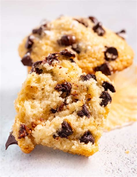 Vegan Chocolate Chip Muffins - A Virtual Vegan