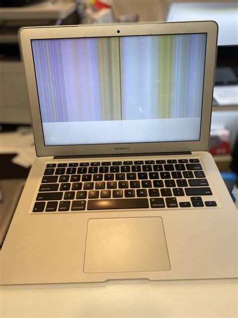 Apple MacBook Air A1466 LCD Screen Replacement | MT Systems