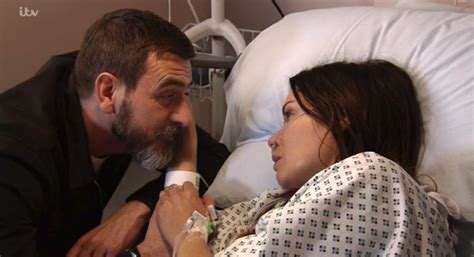 Coronation Street's Carla Connor and Peter Barlow reunion divides fans