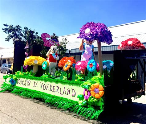 Homecoming Float : Alice In Wonderland Theme : Bobcats | Homecoming ...