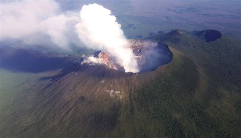 Mount Nyiragongo | Congo tour Destinations | Hiking Mount Nyiragongo