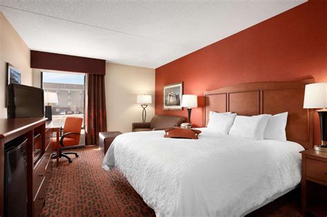 Hampton Inn Boston Braintree Hotel (Braintree (MA)) - Deals, Photos ...