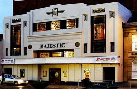 Darlington’s Majestic Theatre closes leaving debts of £16k