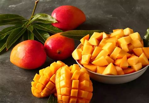 Here are 5 Reasons to Enjoy Mangoes to the fullest this season - Top 10 ...