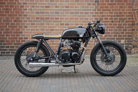 Racy Runabout - Unikat Honda CB350f - Return of the Cafe Racers