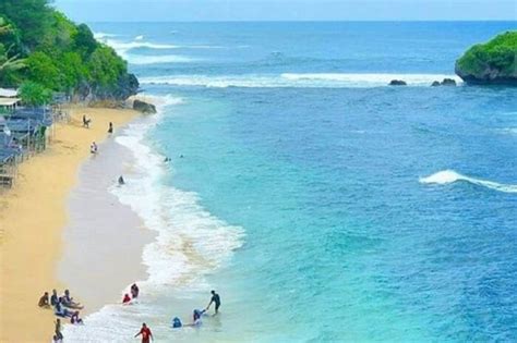 Berita Pantai Pasir Putih Terbaru dan Terkini Hari Ini - Katadata.co.id