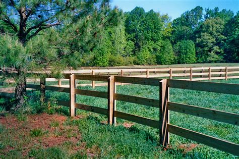 Wood Fencing Raleigh NC - Infinity Fence Inc.