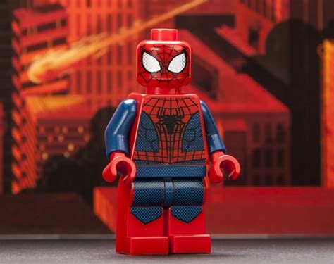 SDCC 2013 Exclusive LEGO Minifigures: Spider-Man & Spider-Woman ...