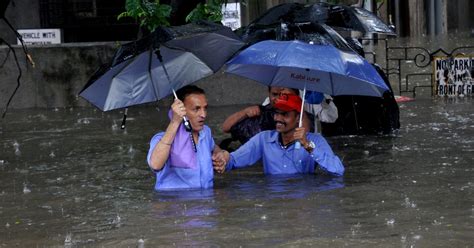 Heavy Rain Returns To Halt Mumbai Again, Traffic Jams And Waterlogging ...