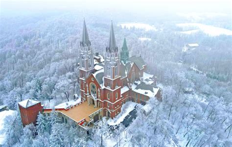 Forgot to post this. Here's my photo of Holy Hill surrounded by rime ...