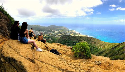 Hiking the Koko Crater Trail