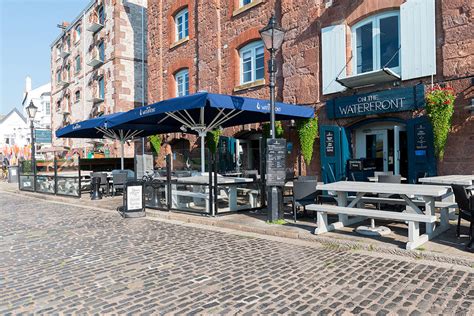 Explore On The Waterfront Pub, Exeter Quay