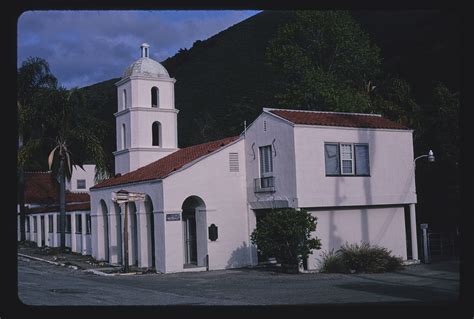 Motel Inn (1925) ("first motel"), horizontal view, Route 101, San Luis ...