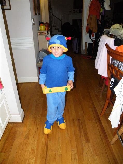 Costume for my son: Geo from Team Umizoomi Didn't really turn out like ...