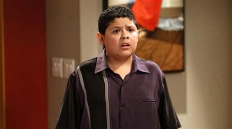 The Reason So Many Fans Hate Manny On Modern Family Season 11