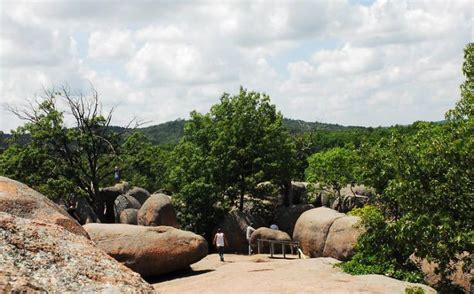 Elephant Rocks State Park | Missouri State Parks