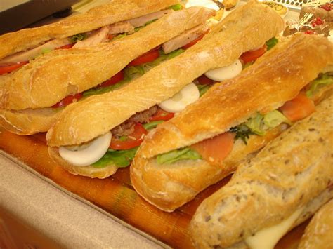 Why is French "Baguette" so famous in France?