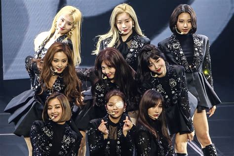 Concert recap: K-pop girl group Twice, fans connect in Manila show ...