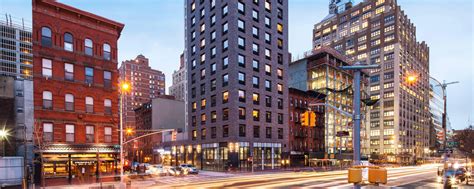 Hotels in NYC Midtown West | Four Points by Sheraton Manhattan Midtown West