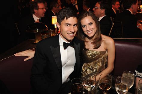 Allison Williams' Wedding: Actress Marries Ricky Van Veen in Secret ...