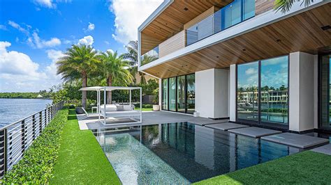 This $25M Waterfront Mansion in Boca Raton Can Dock Your Superyacht