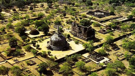 Ancient City of Polonnaruwa – Sri Lankan Tour Guides